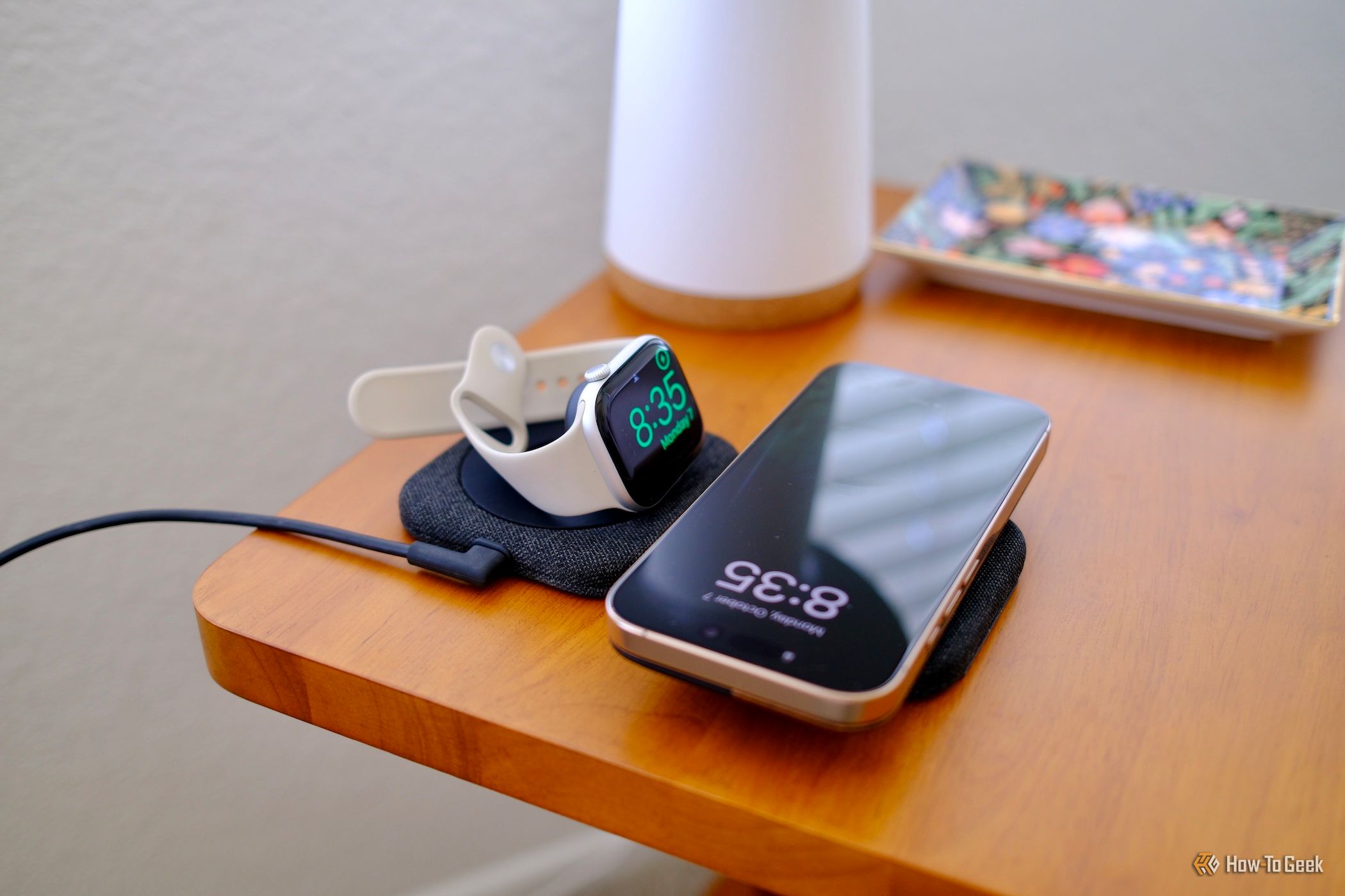 Belkin 2-in-1 Charging Travel Pad Review: A simple iPhone and