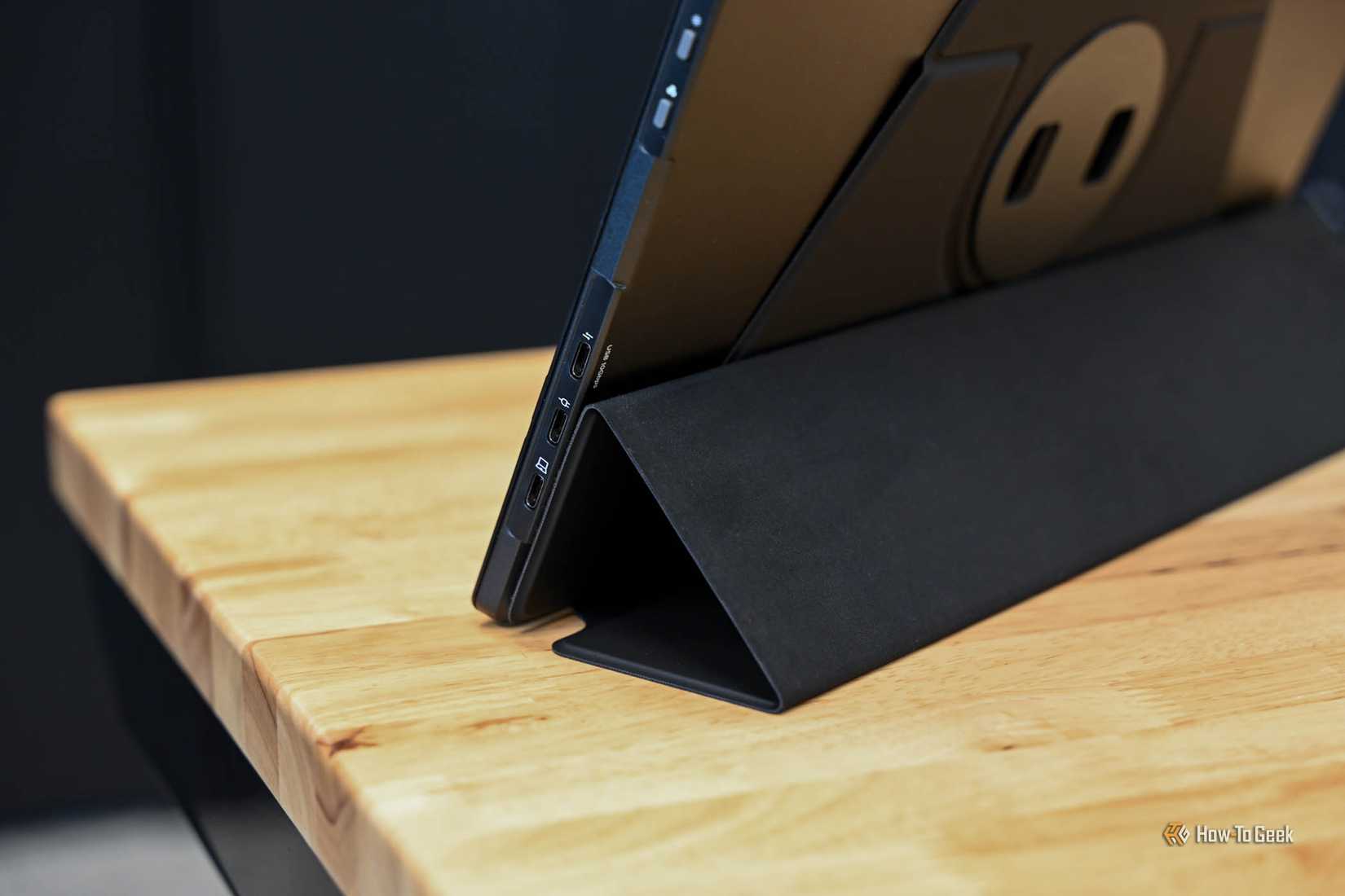 Ports on the pluggable USBC PDMON portable monitor.
