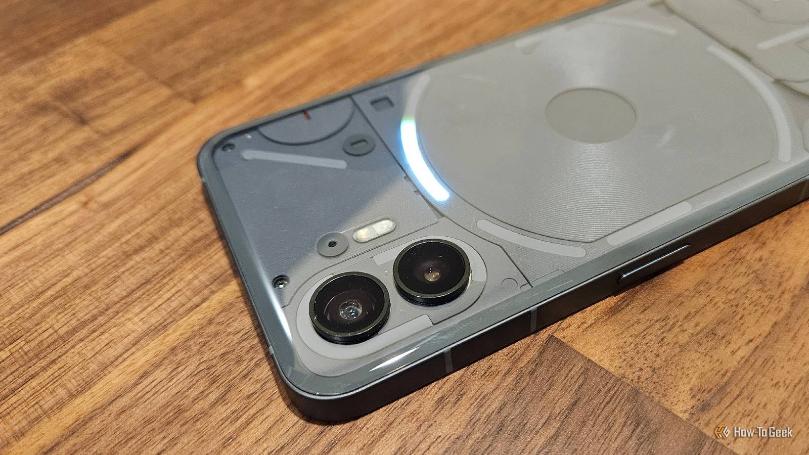 I Love Hardware Gimmicks—I Wish More Phones Had Them