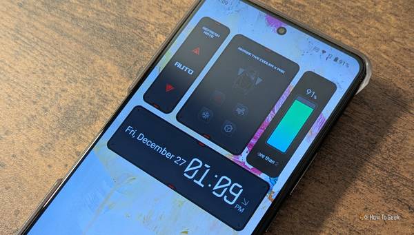 Picture of ASUS ROG Phone 9 ROG Widgets