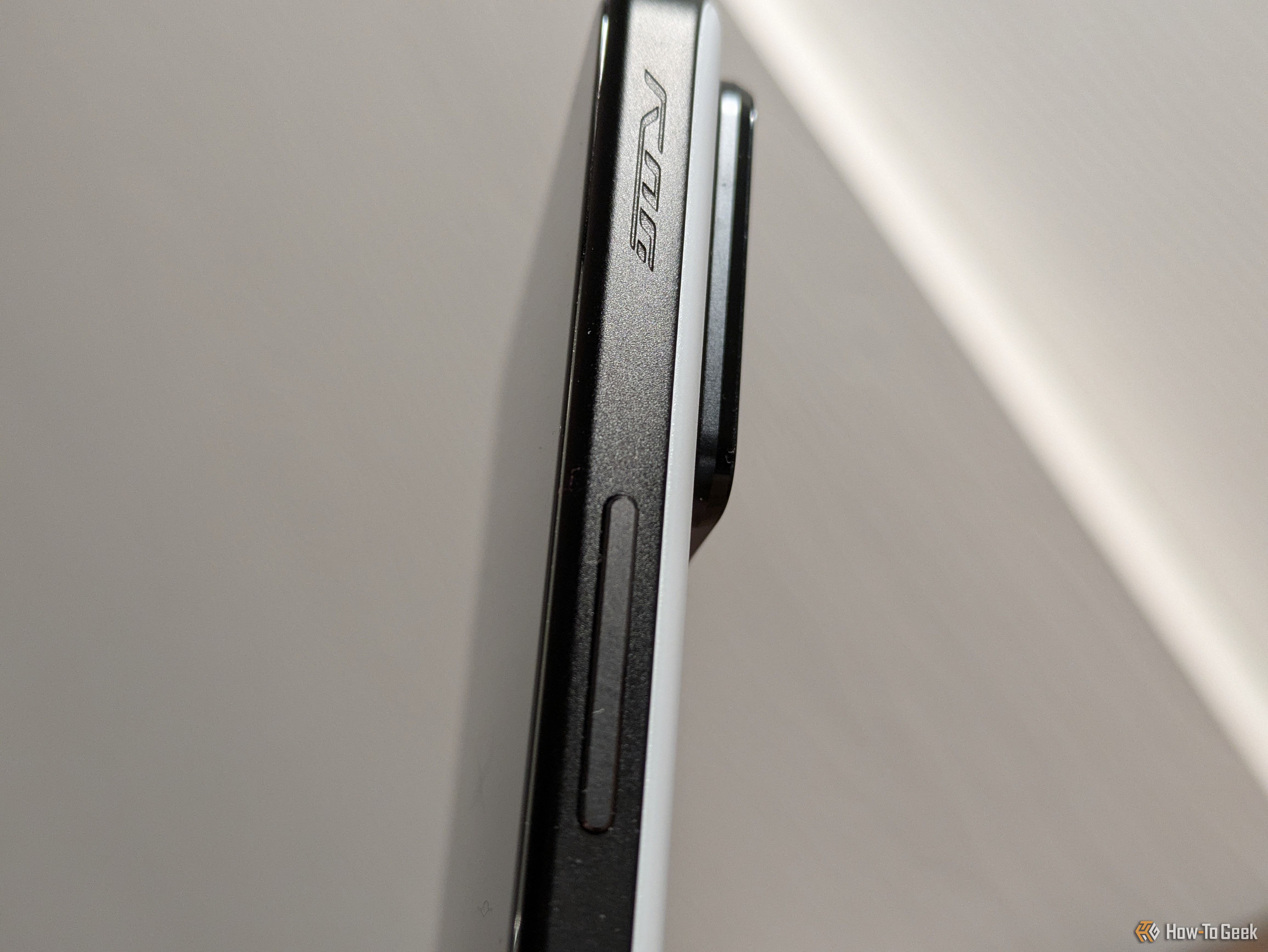 ASUS ROG Phone 9 Review: A Phone For Hardcore Mobile Gamers
