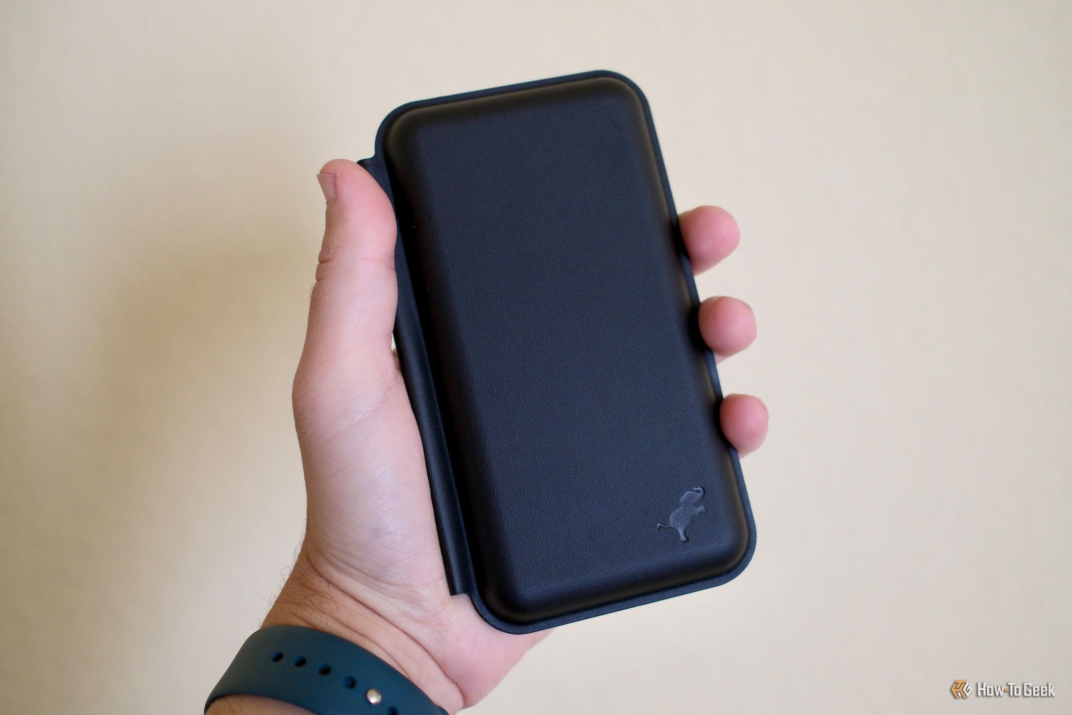 Nimble Fold 3-in-1 Wireless Charger Review: A Modern Traveling