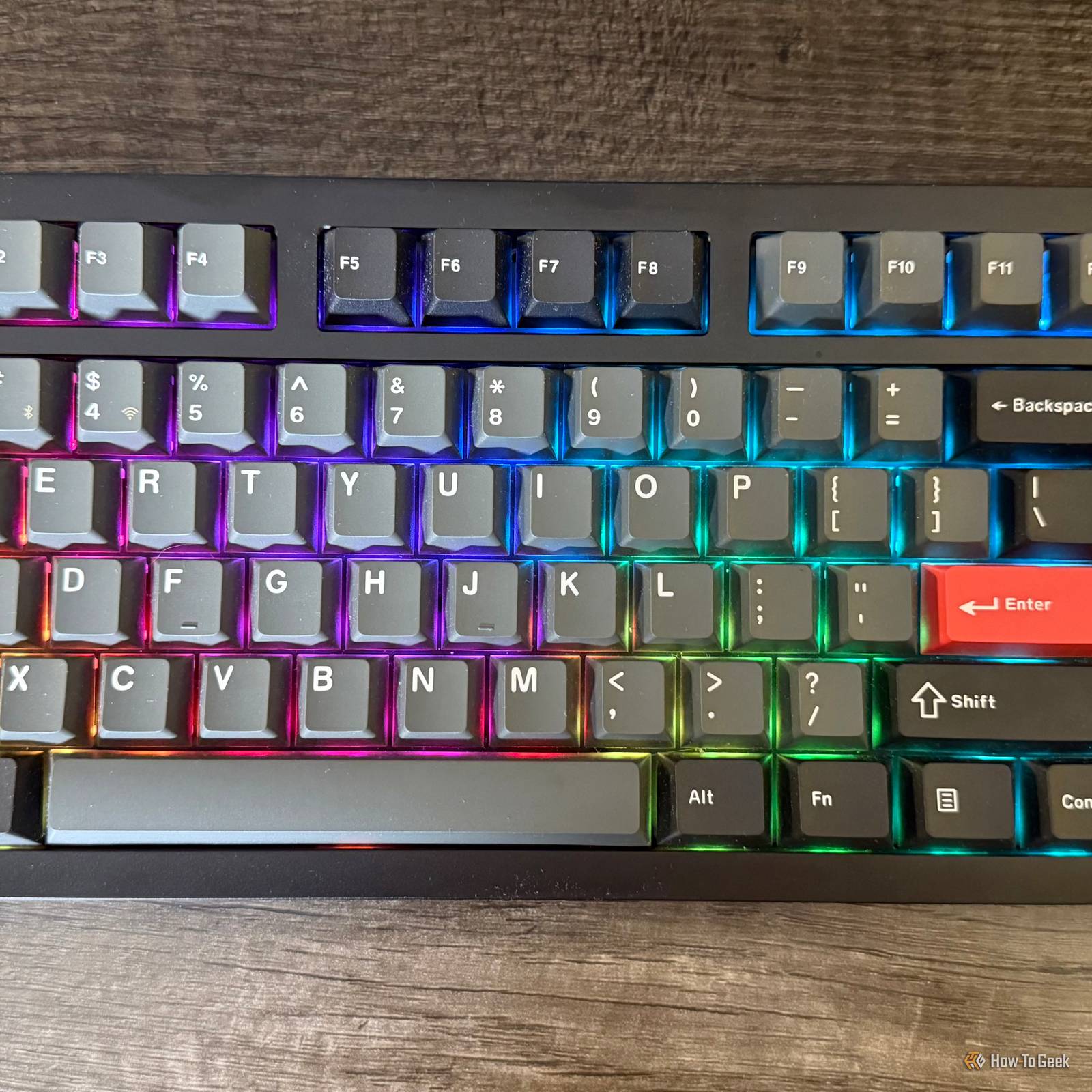 Keychron Lemokey L4 Review: A Solid Gaming Keyboard Lacking