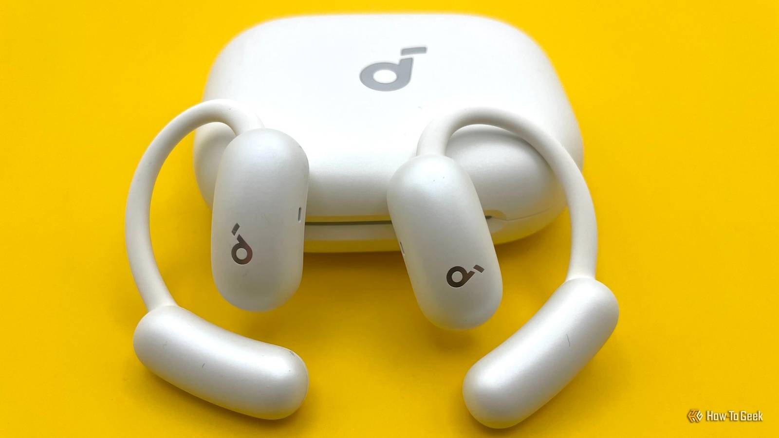 Anker Soundcore AeroFit 2　ホワイト Anker Soundcore Aerofit 2 (White) Wireless open-ear earbuds