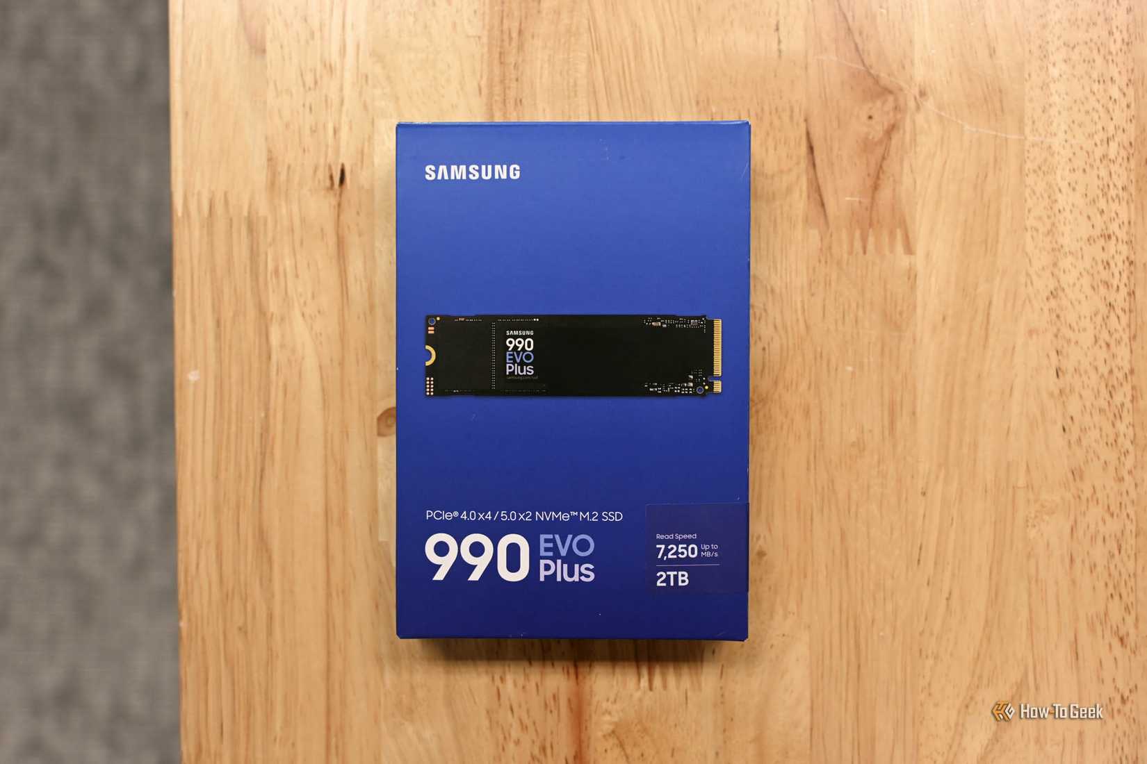 Samsung NVMe SSD 990 EVO Plus packaging.