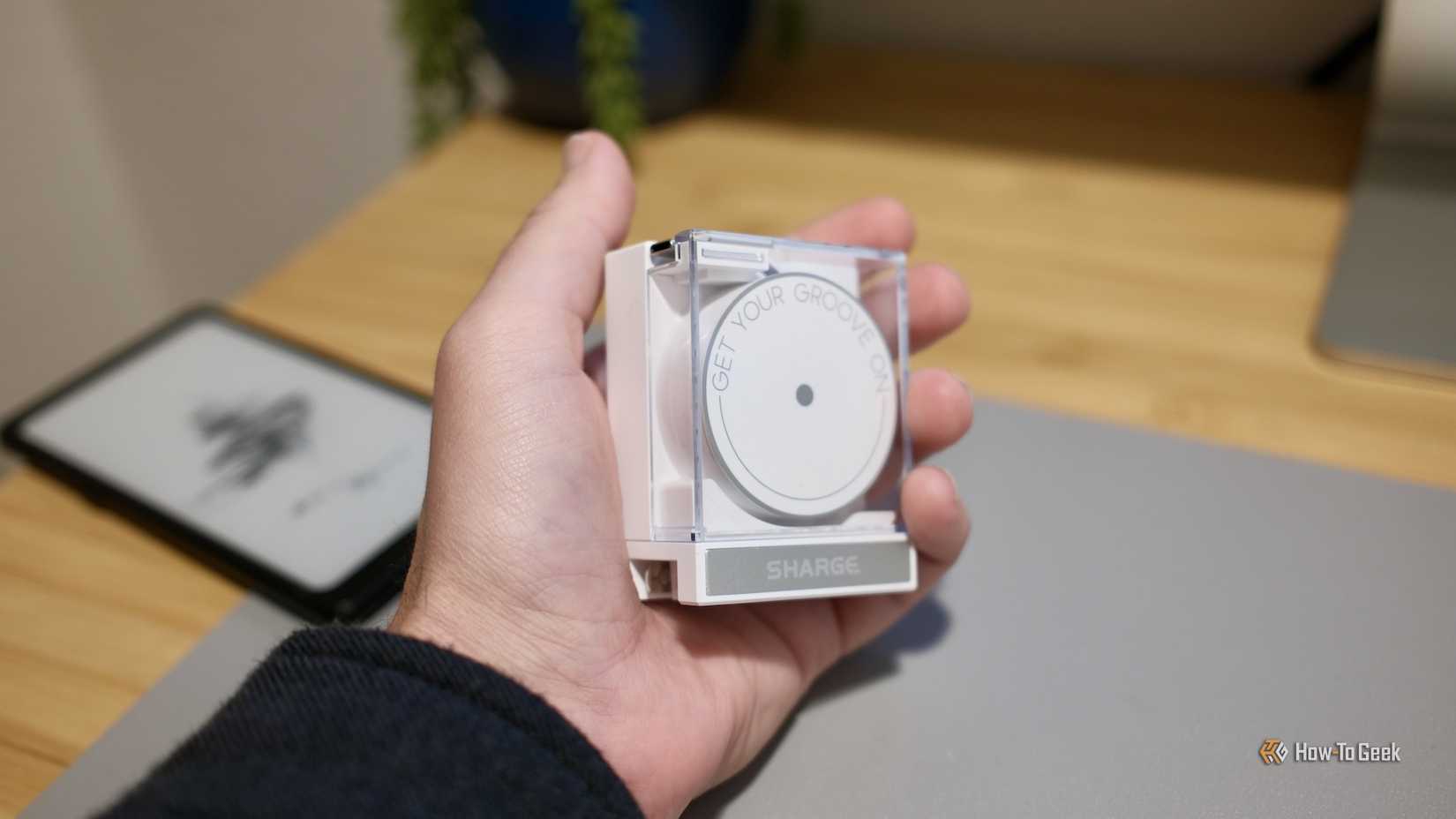 Sharge Retractable 65 Review: A Wall Charger and USB-C Cable Bundled ...