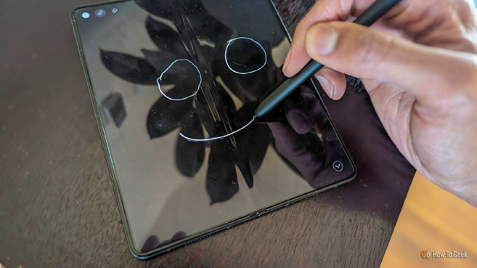 Samsung's S Pen Stylus Is Most at Home With a Foldable Phone