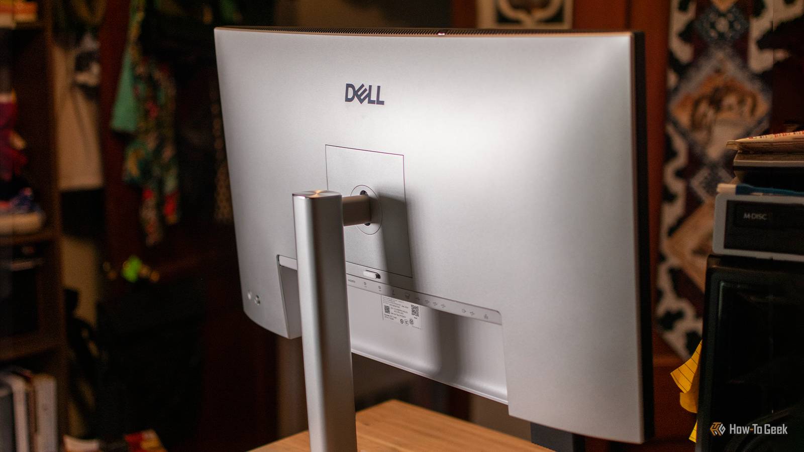 Dell UltraSharp 4K Thunderbolt Hub Monitor (U2725QE) Review: The Best ...