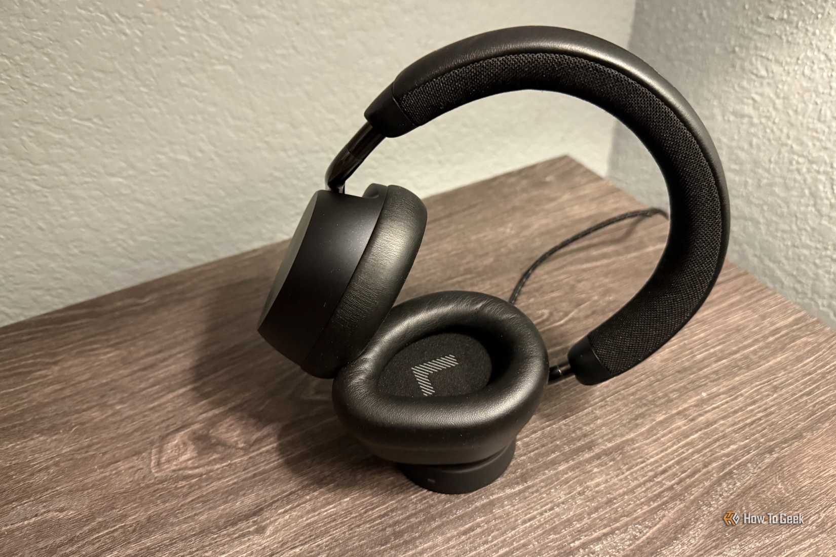JLab Epic Lux Lab Edition Cuffie Over-ear ANC | 90+ Ore Batteria, Bluetooth Multipoint E Audio Hi-Res