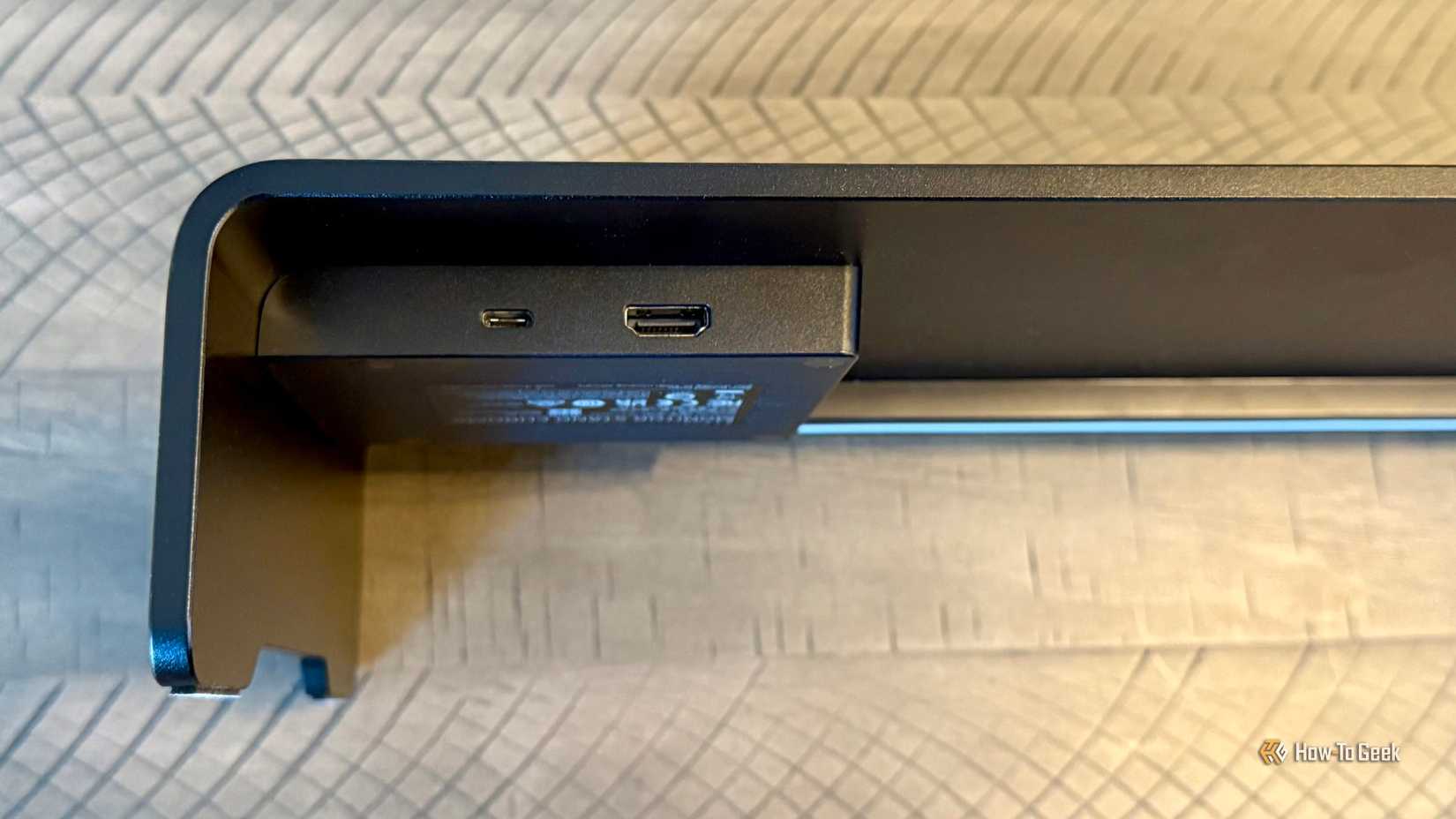 Razer Monitor Stand Chroma Review: Compact RGB Stand With 4-Port Hub
