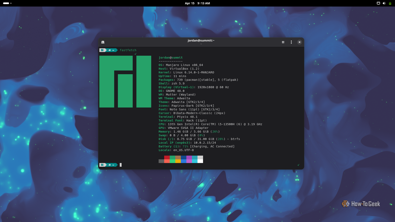 Desktop do Manjaro Summit com um terminal aberto e uma saída de fastFetch mostrando as estatísticas do sistema.