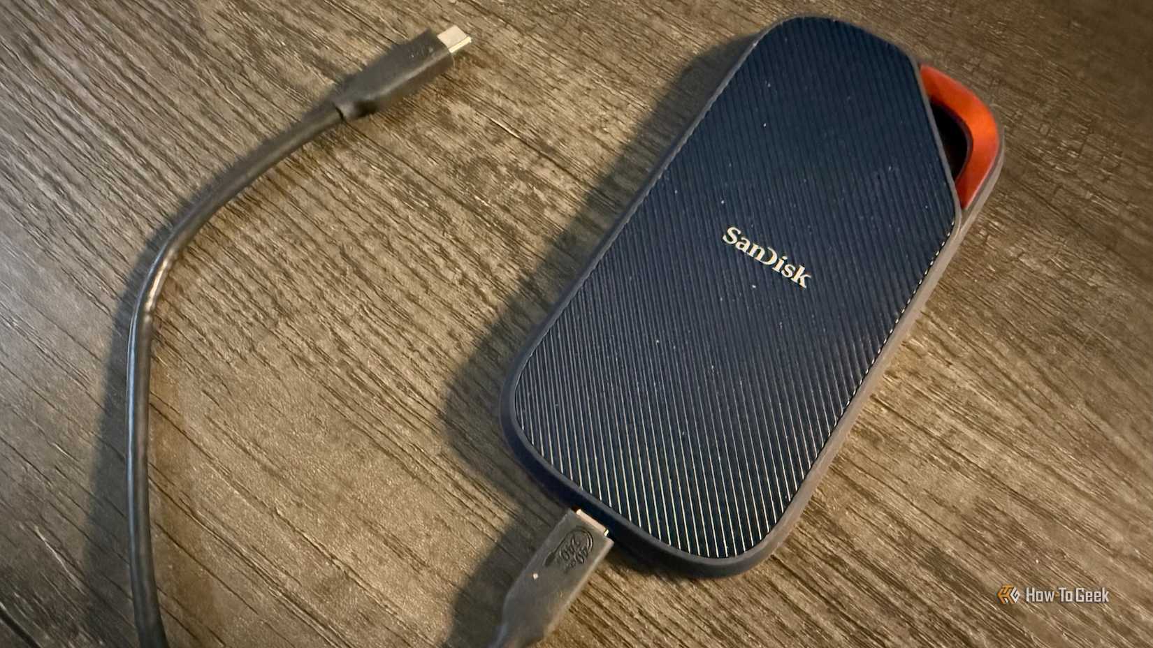 5 Reasons I've Started Using Flash Drives Over SSDs