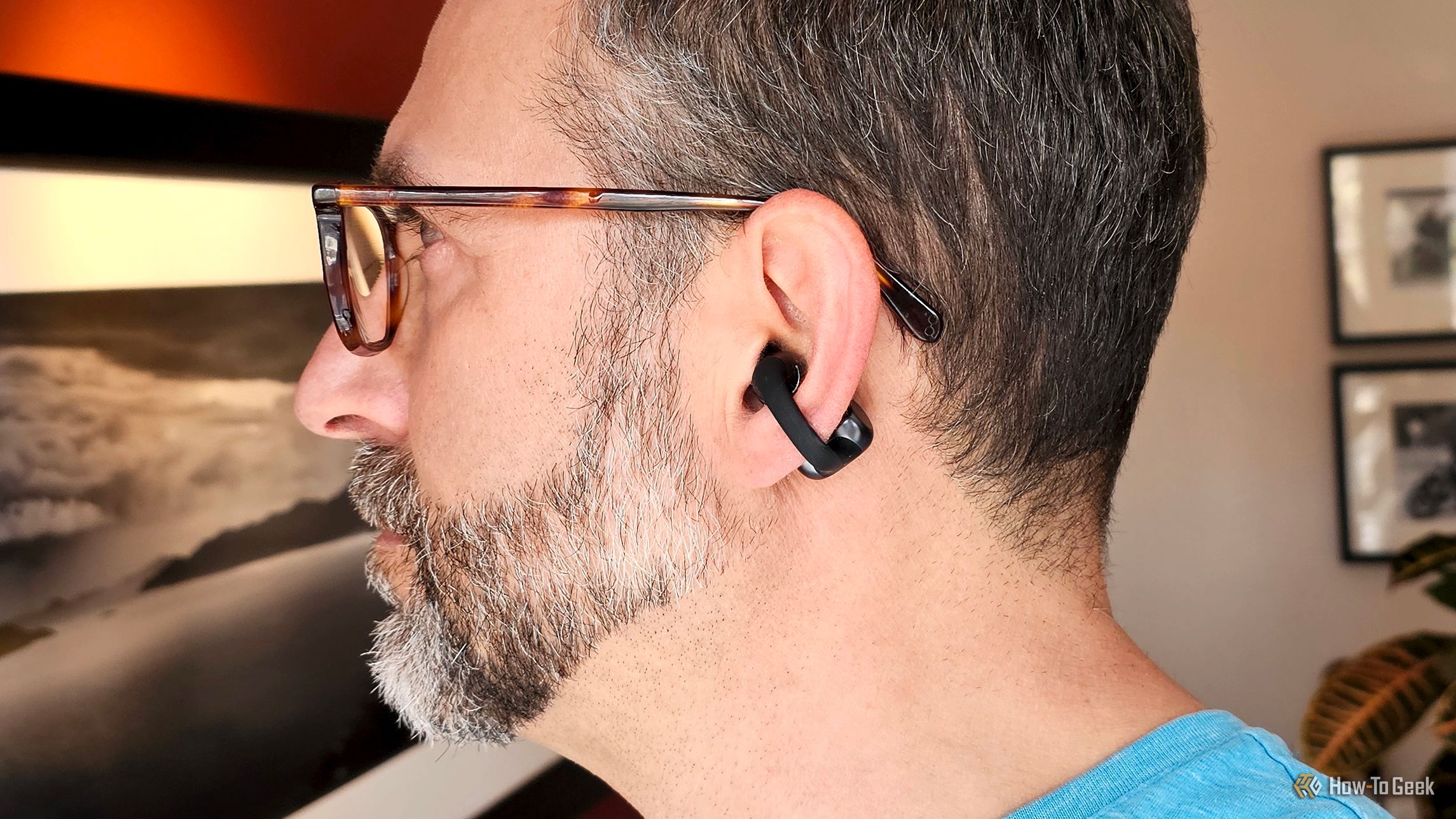 I Keep Ditching My AirPods Pro for These Open-Ear Earbuds