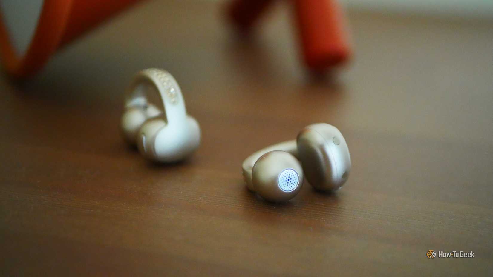 Speaker on a Moto Buds Loop-1