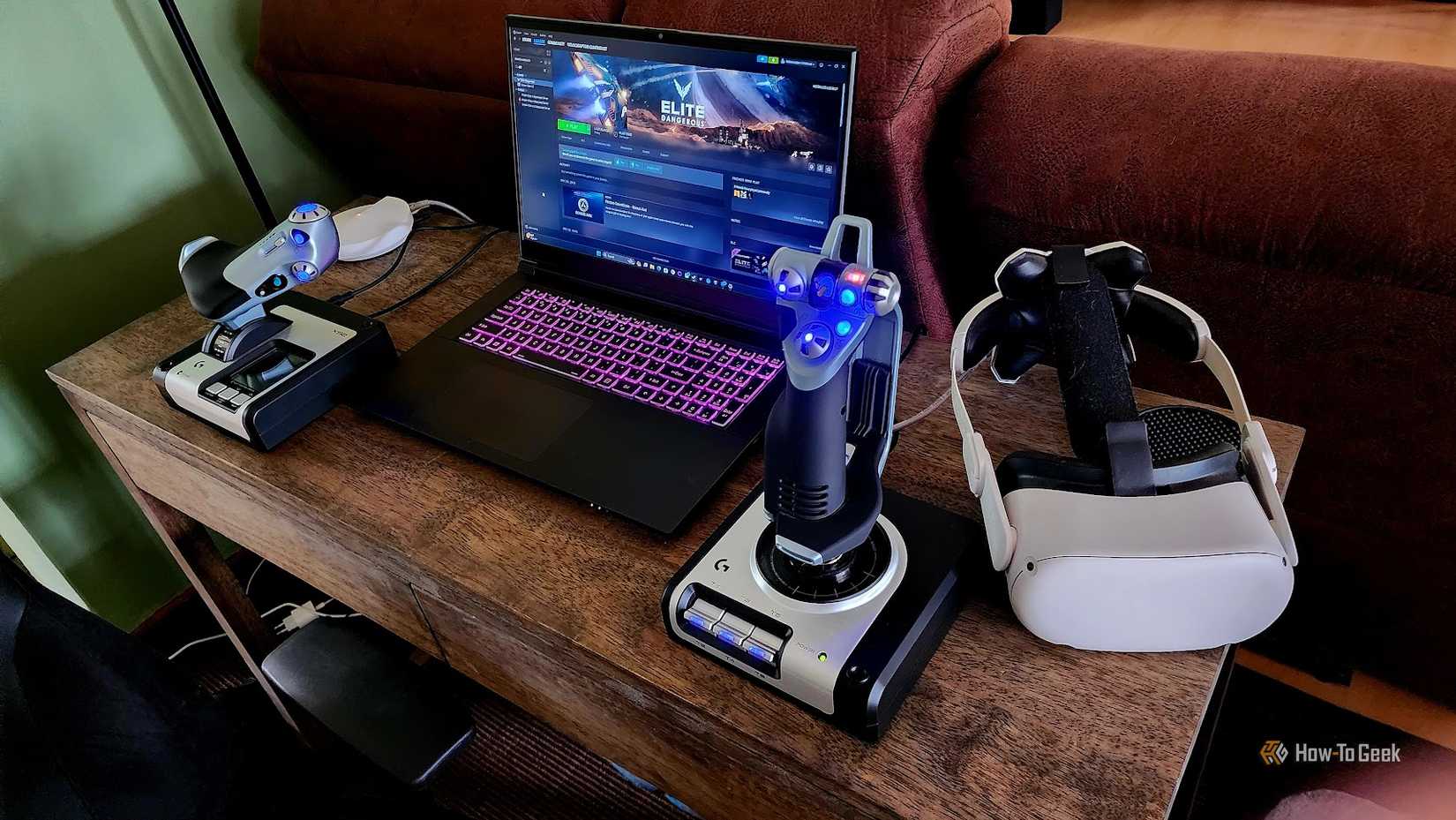 Elite Dangerous setup on a gaming laptop.
