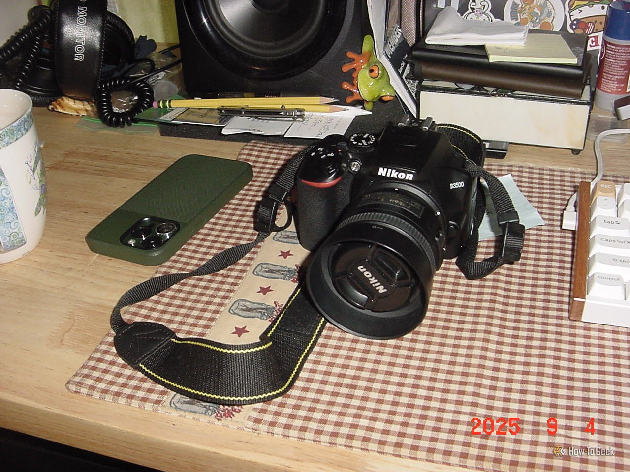 This 25-Year-Old Sony Camera Uses Floppy Disks Instead of SD Cards