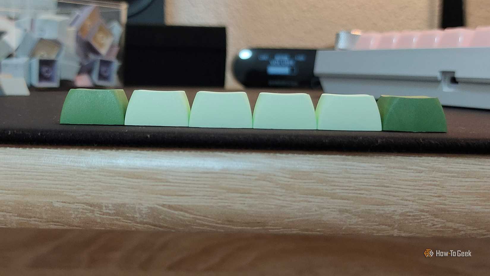 Uma vista lateral das teclas do perfil XDA keycap.