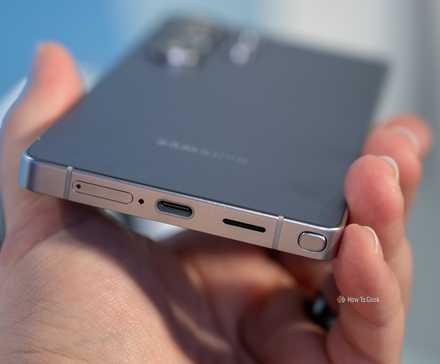 Разъём USB-C, слот для SIM-карты и S Pen на нижней грани Samsung Galaxy S25 Ultra.