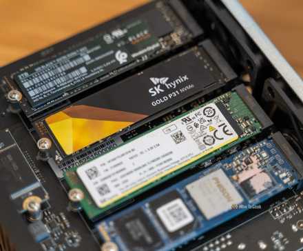 This $400 all-SSD NAS is the ultimate homelab starter kit