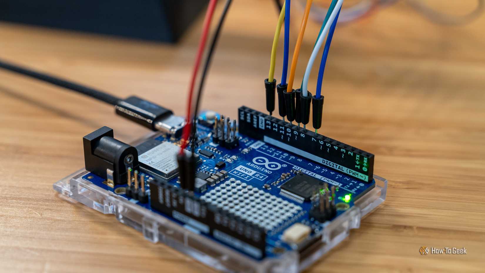 I built an E-Ink photo frame using an Arduino, E-Paper display and ...