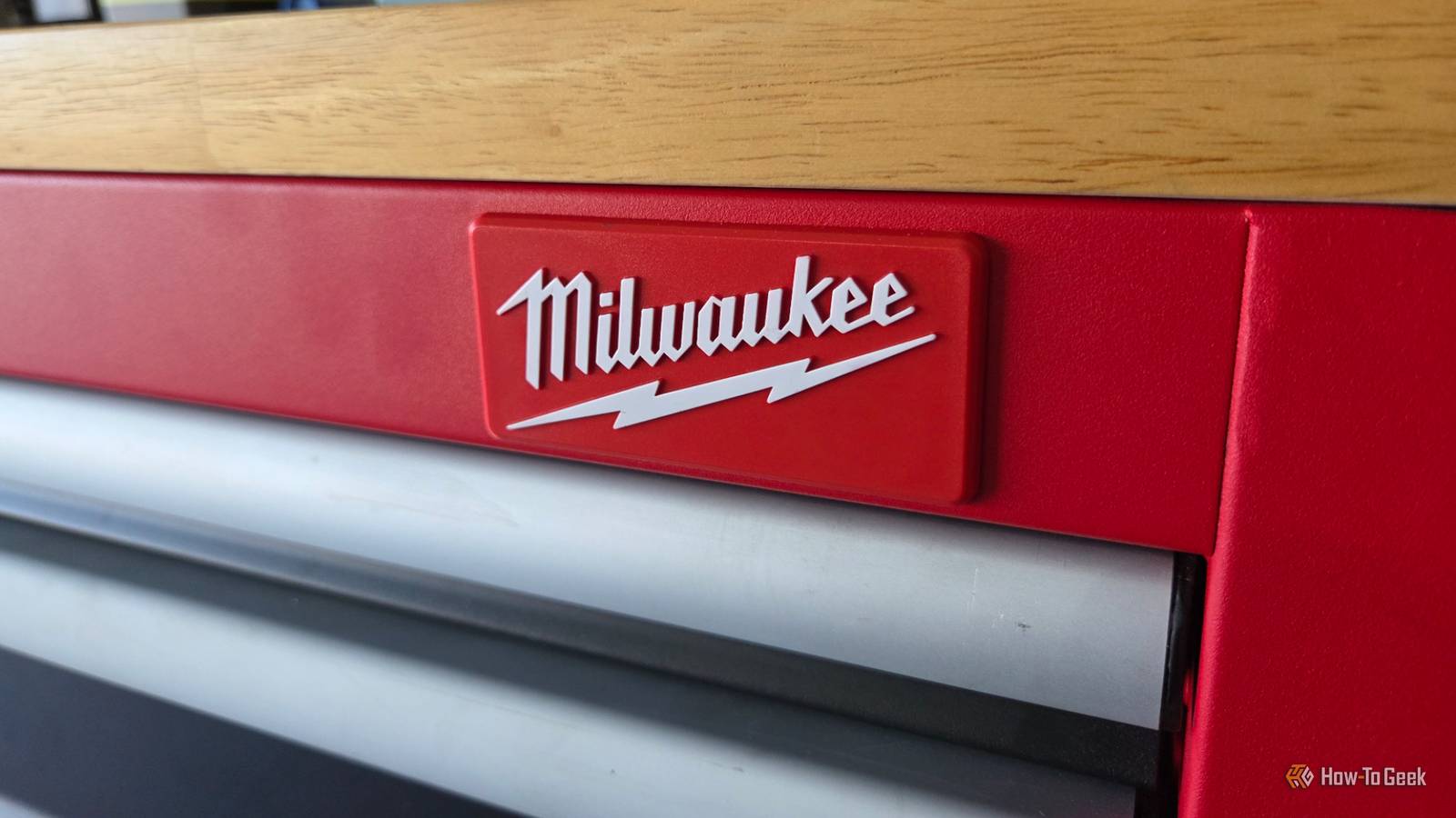 Milwaukee tool box and logo