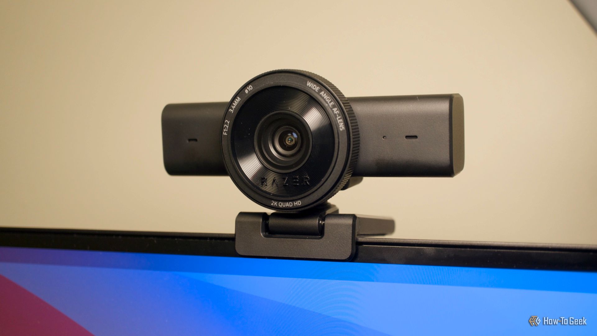 Razer Kiyo V2 X review: A 1440p webcam with too many compromises