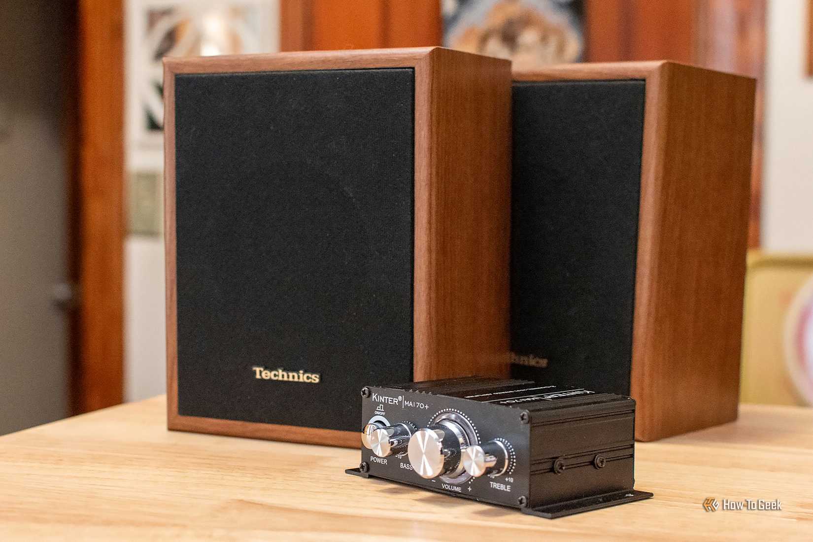 A pair of Technics speakers with a small Kinter amplifier.