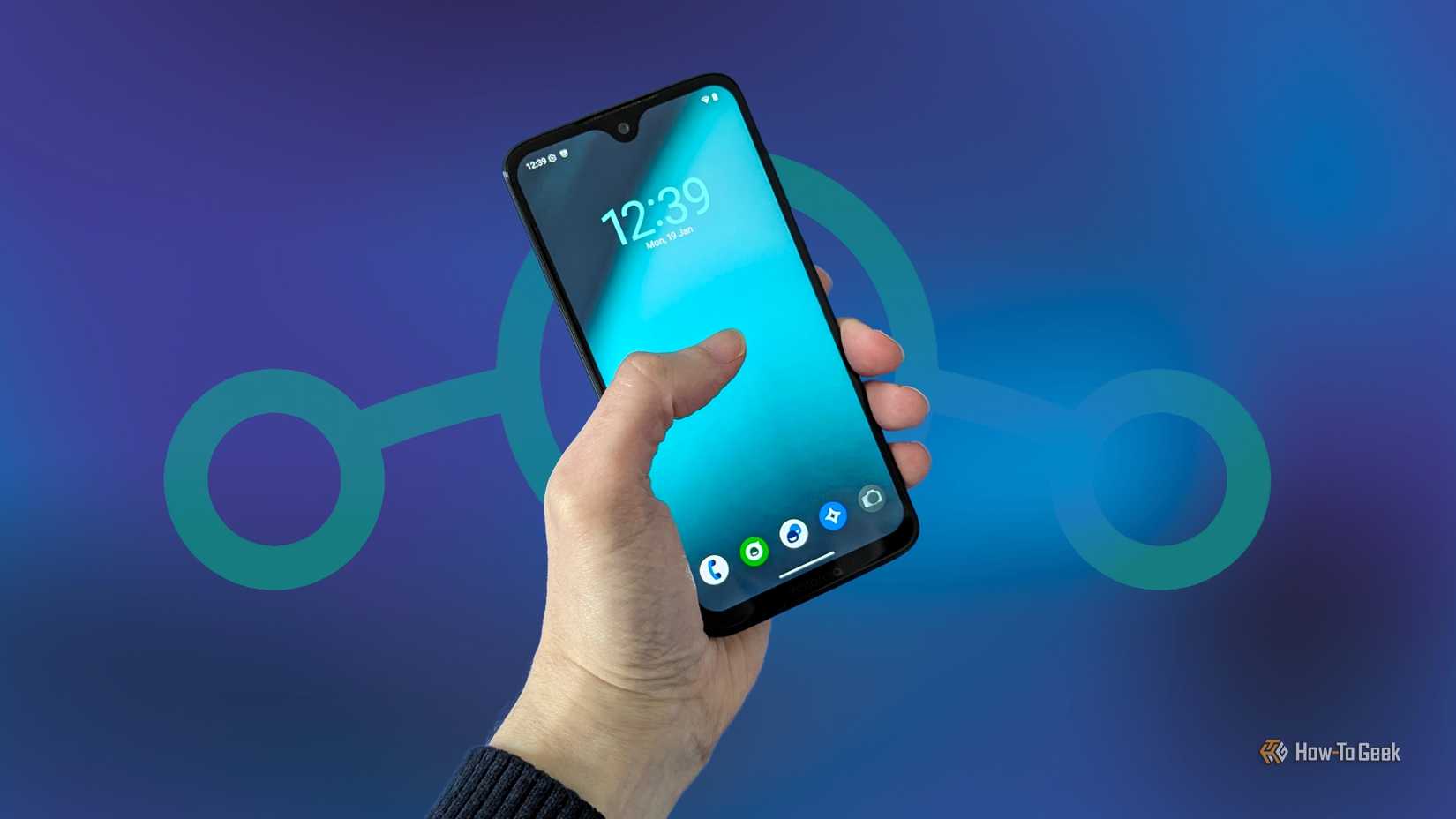Un teléfono Motorola con LineageOS.