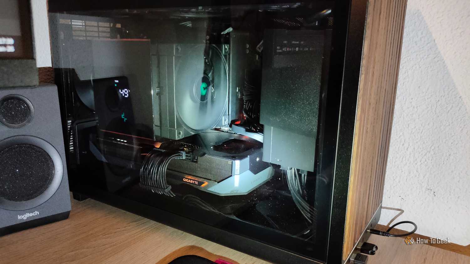 A gaming PC with an air CPU cooler and RX 9070 XT.