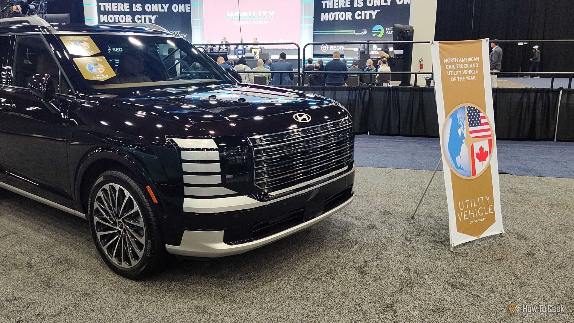 هيونداي باليسيد 2026 الهجين: كيف يتفوق على تويوتا جراند هايلاندر؟