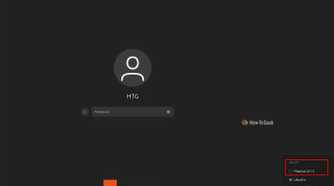 Selecting KDE Plasma desktop at the login screen