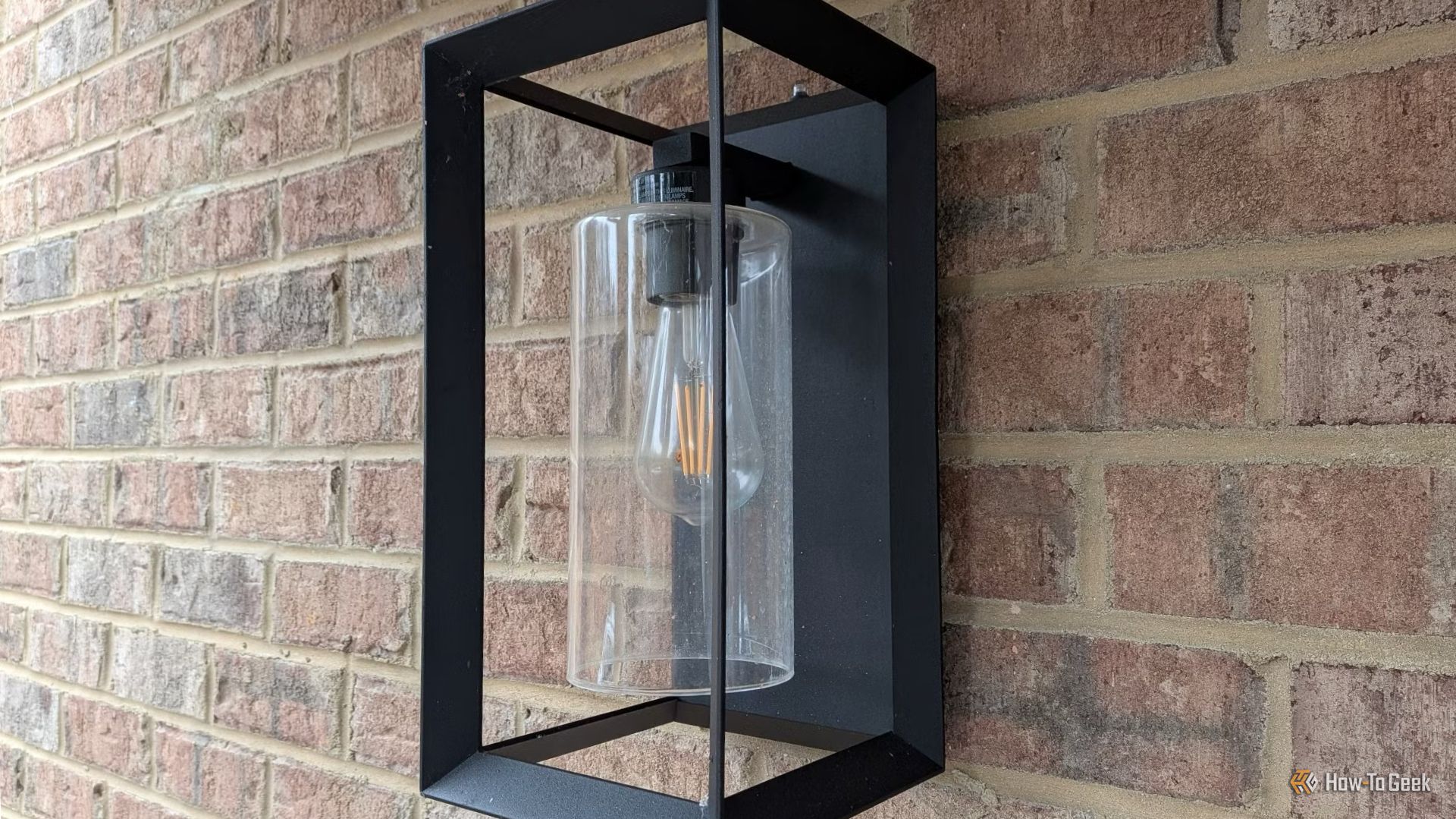 I automated my porch lights using real-time weather, and it solved all the problems timers couldn't fix