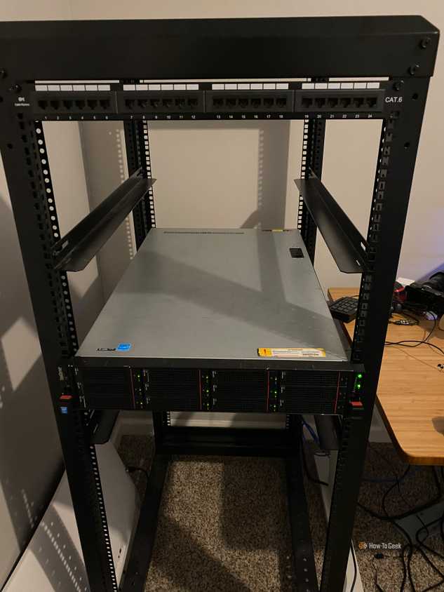 10GbE networks and screaming rack servers: The r/homelab flexes wasting ...