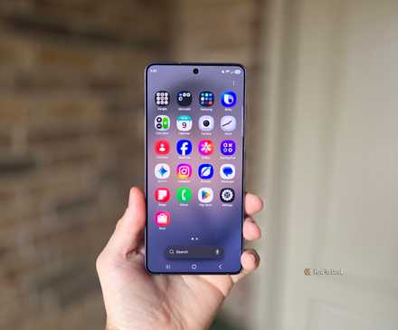 Galaxy S26 Ultra app tray blurry