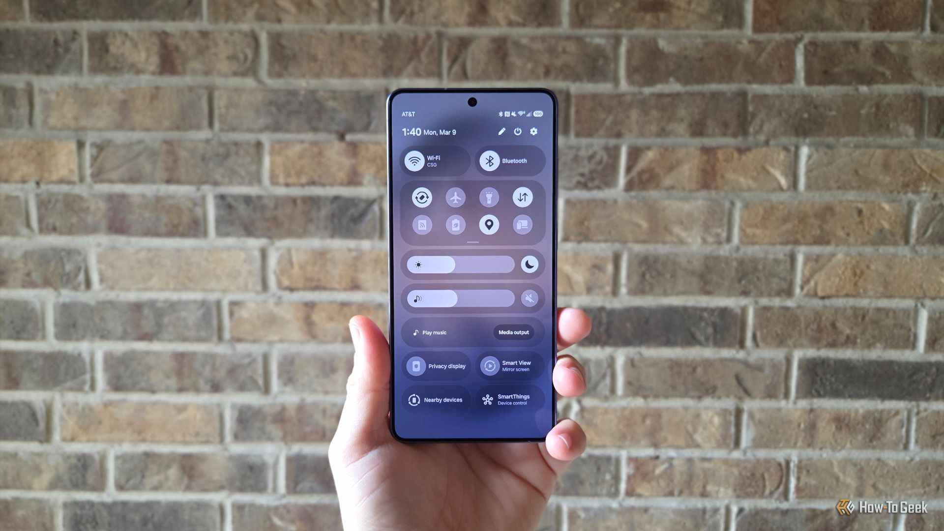 These Galaxy S26 features are rolling out to your old Samsung phone