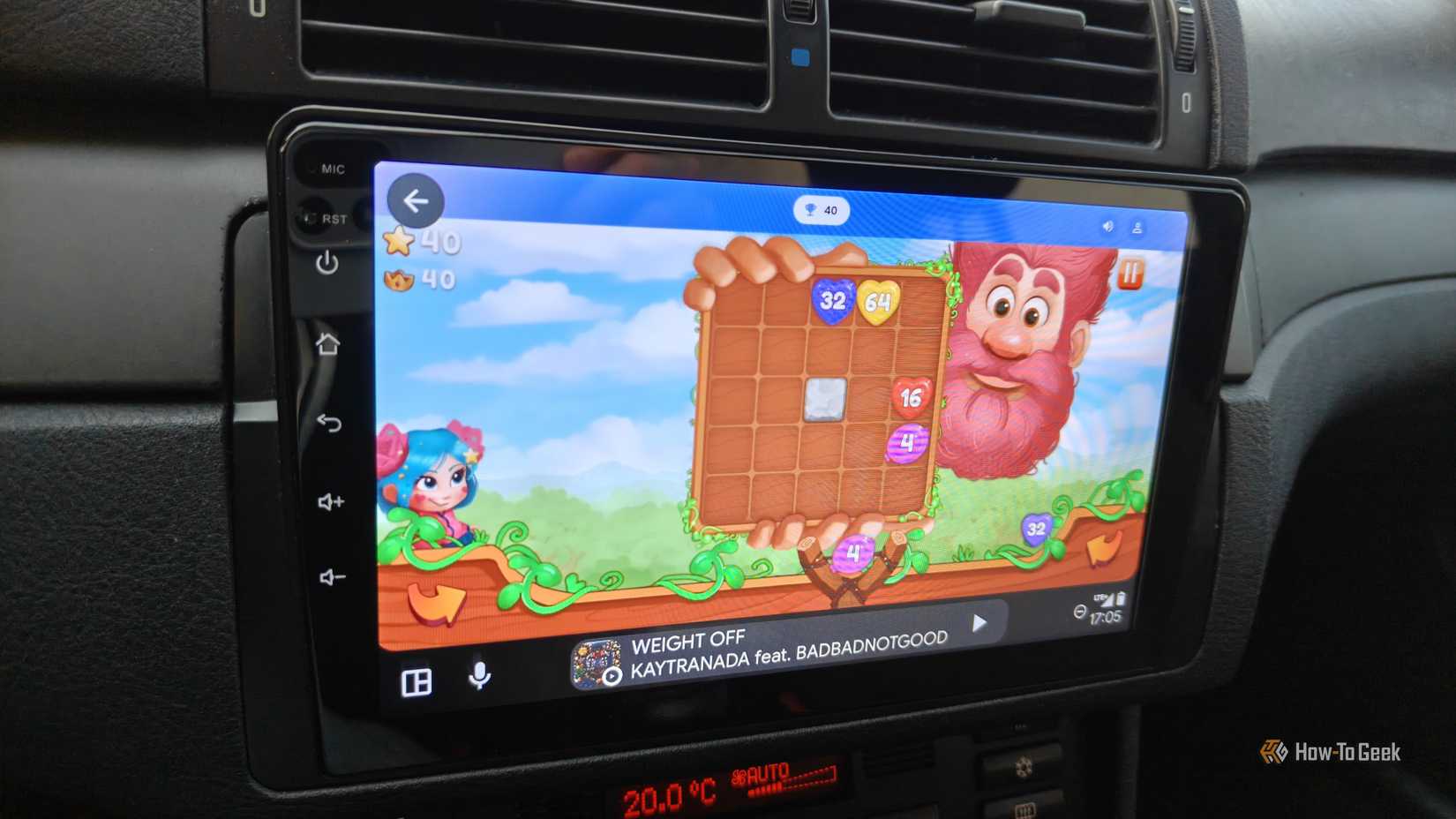 A game in GameSnacks running on Android Auto.
