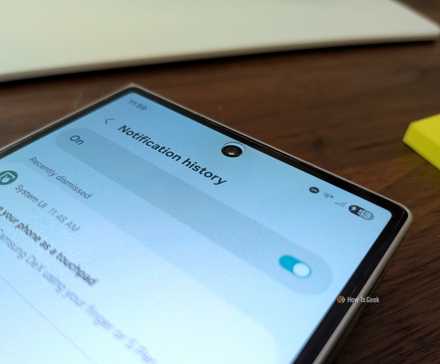 Notification history on a Samsung Galaxy Z Fold 6.