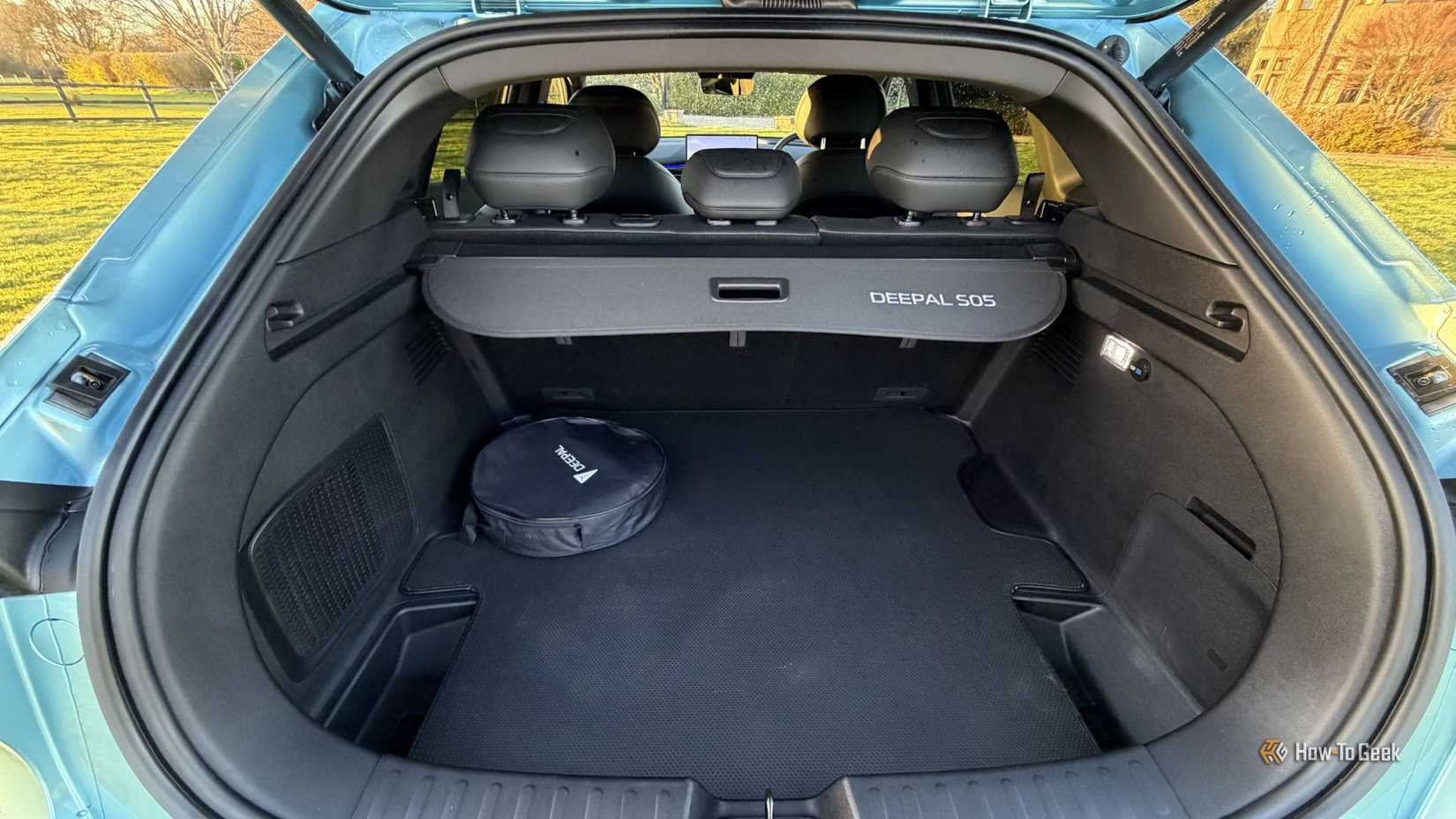 Shot inside ther trunk of a 2026 Changan Deepal S05.