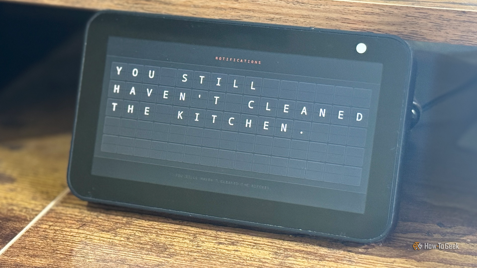 スマートディスプレイに表示される音声リマインダーの例