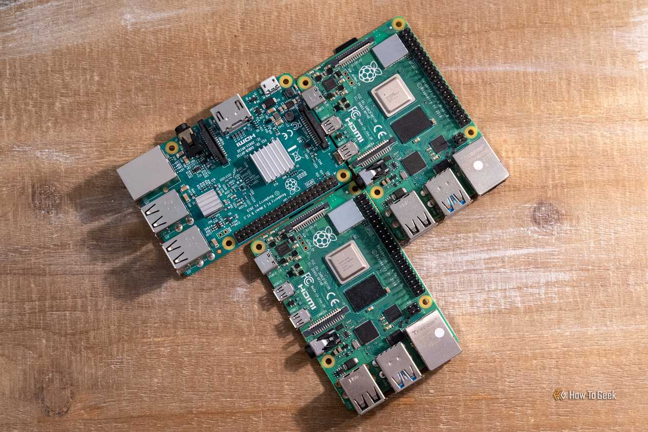 Почему тонкие клиенты вытесняют Raspberry Pi из домашних лабораторий Сравнение размеров тонкого клиента ACEMAGIC M5 и Raspberry Pi 4B