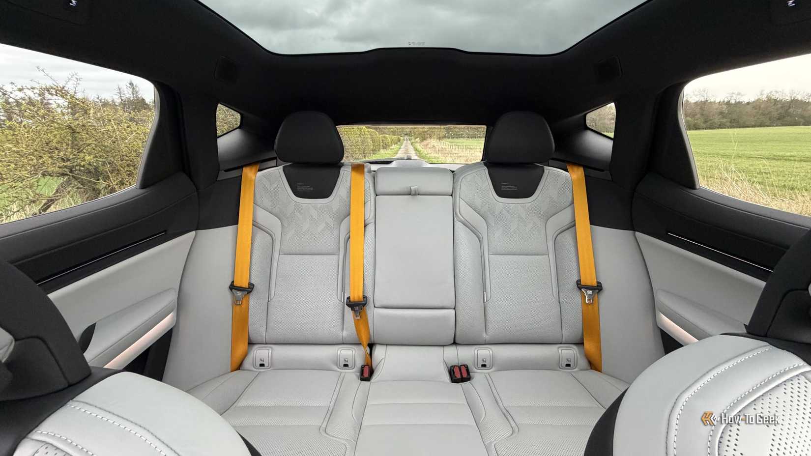 Shot of the rear seats inside the cabin of a 2026 Polestar 3 Dual Motor Performance.
