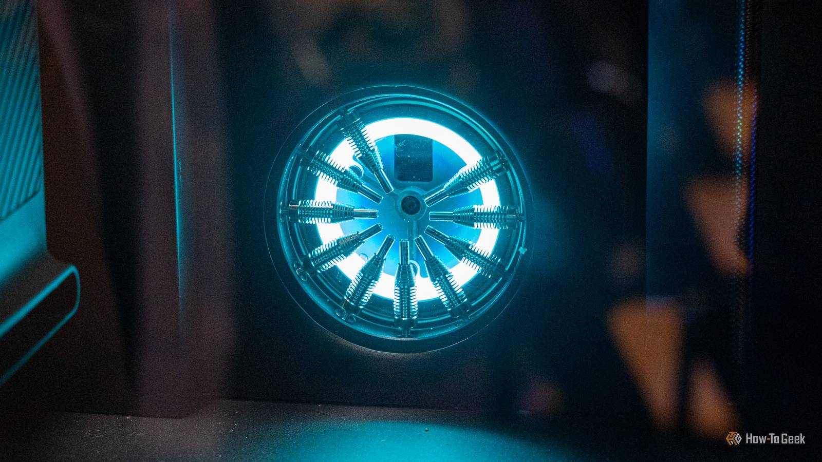 This 12-nozzle 3D printer solves the biggest problem with multicolor printing