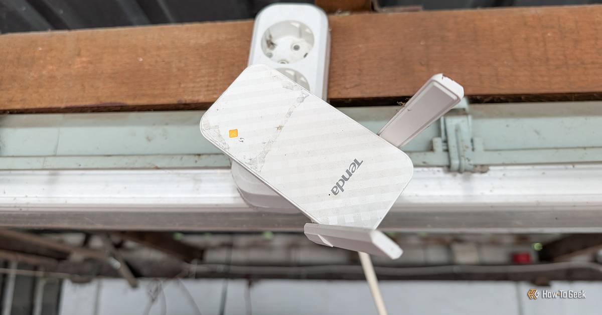 Access points vs. Wi-Fi extenders: One of these "solutions" just makes the problem worse