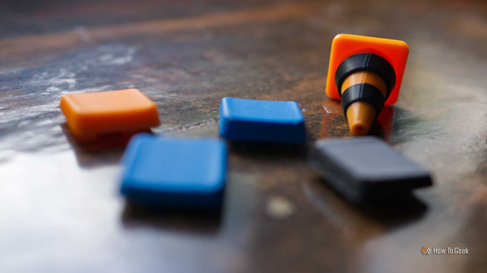 Side on view of 3D printed keycaps.
