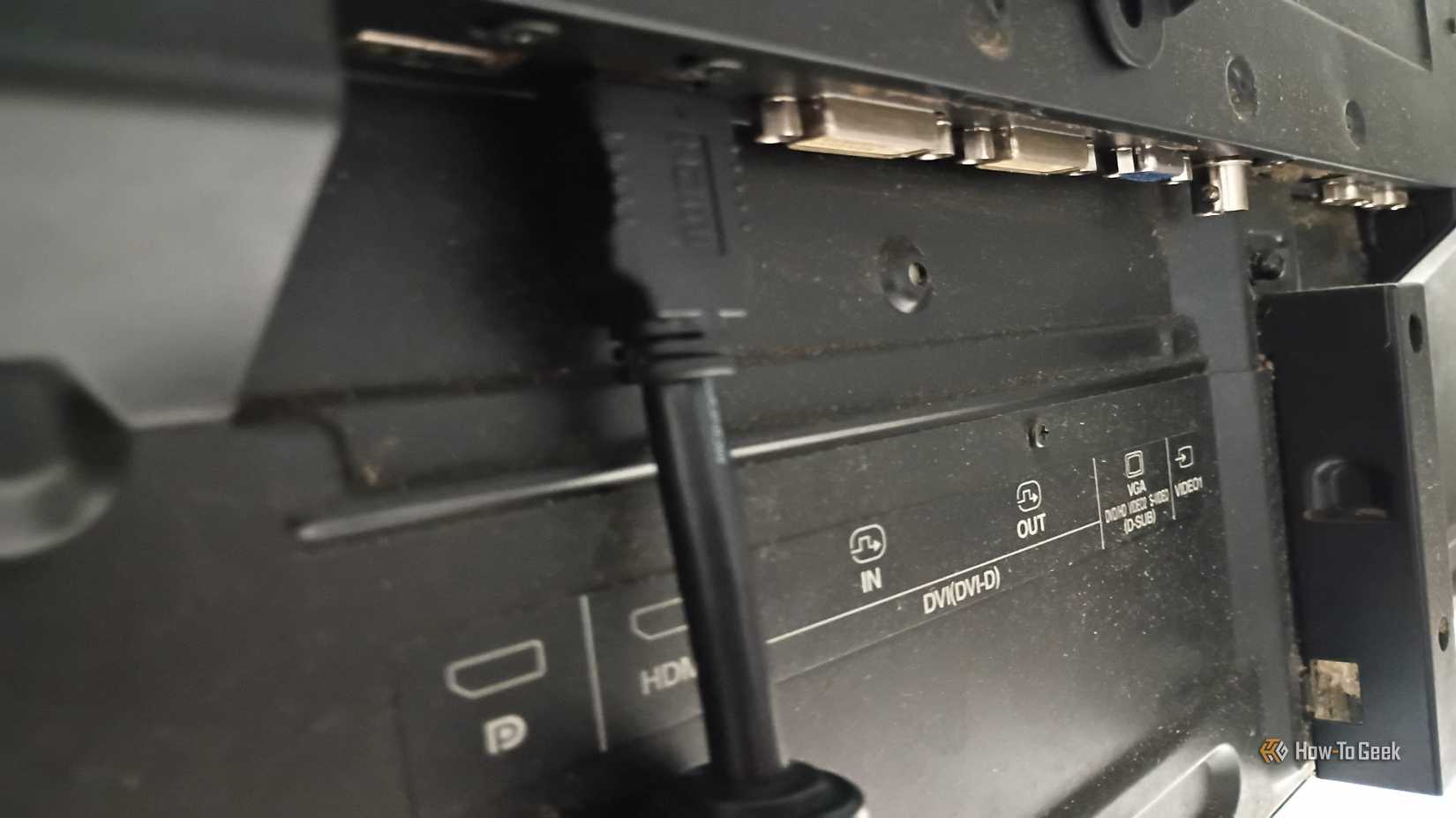 кабель HDMI из комплекта монитора — иллюстрация 7 к материалу кабель HDMI из комплекта монитора — иллюстрация 7 к материалу