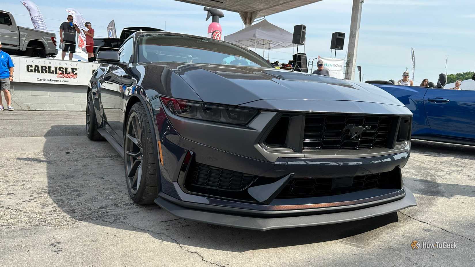 Mustang Dark Horse