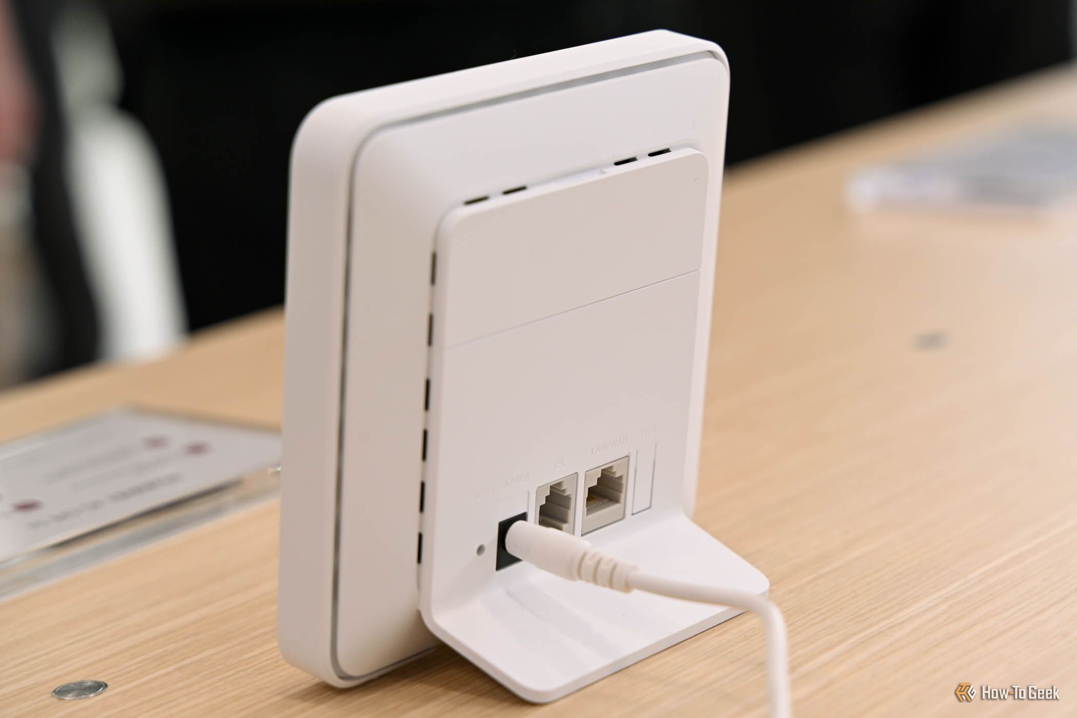 Rear of the Huawei 4G CPE 5s home wifi router at MWC 2024.