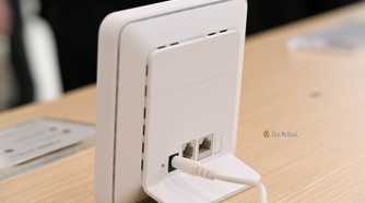 Rear of the Huawei 4G CPE 5s home wifi router at MWC 2024.