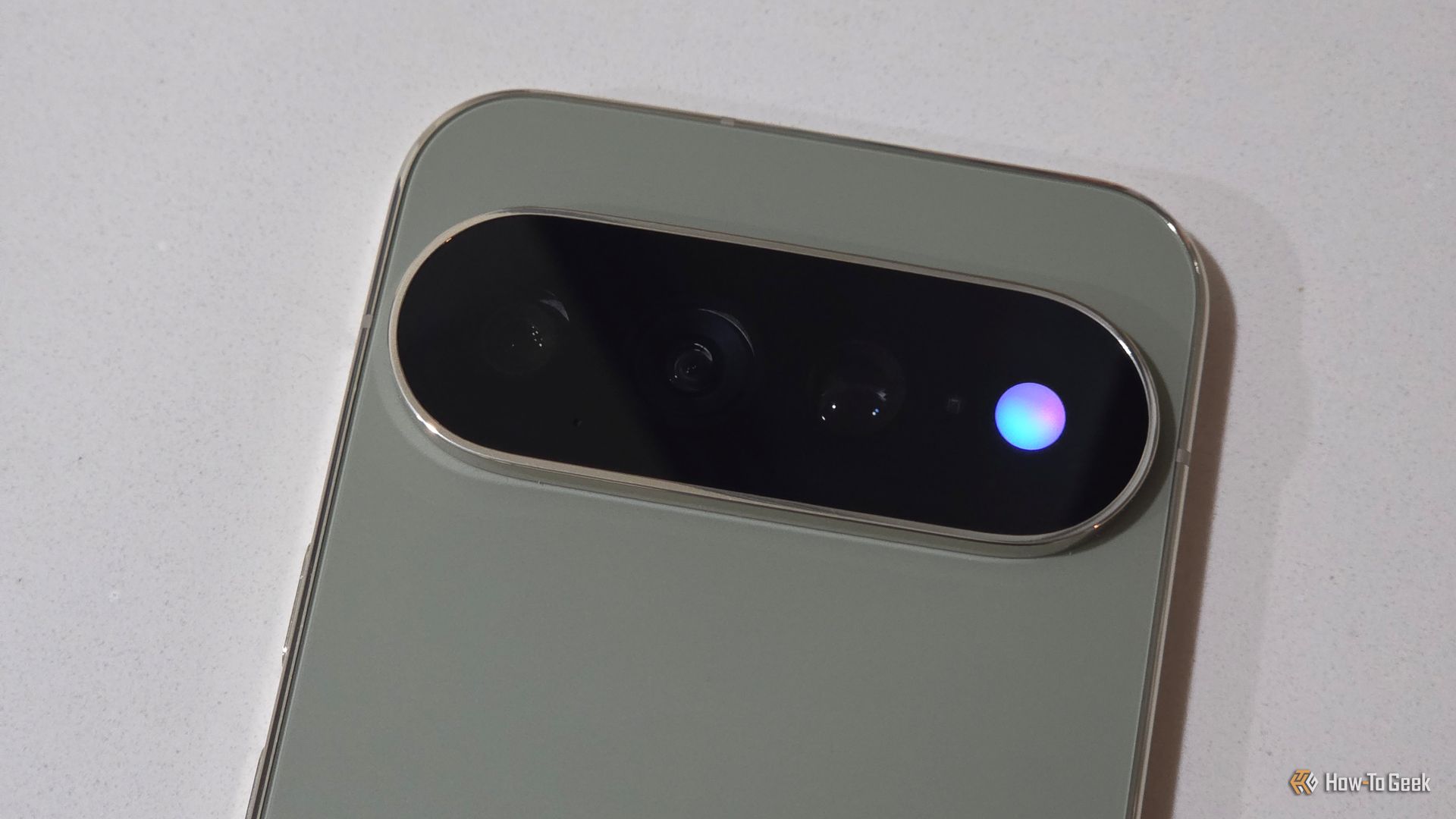 Google's new Pixel phone revives a classic feature that other phones already do better