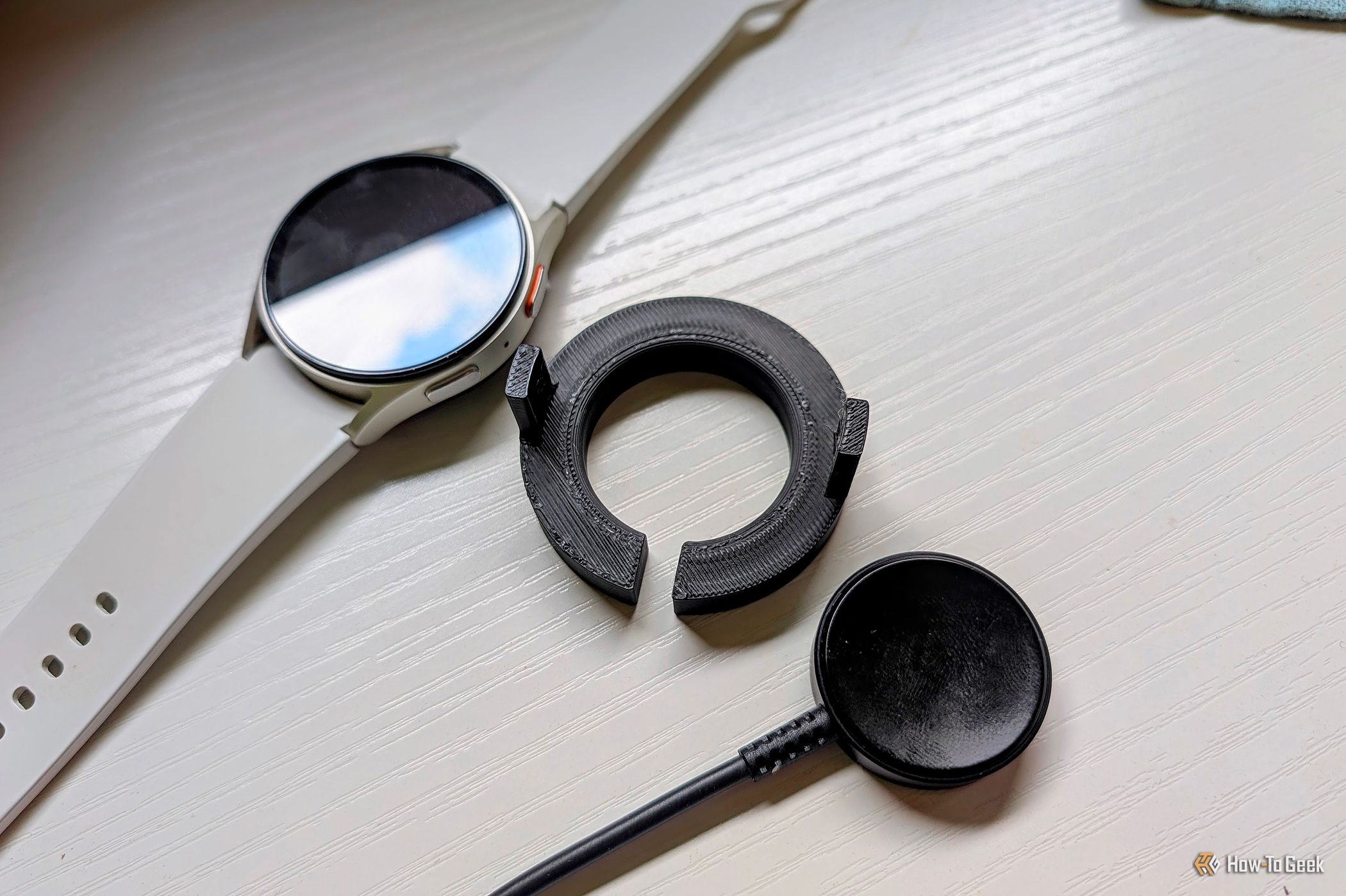 Galaxy Watch charging works better with this $0.10 alignment trick